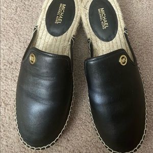 Slides- Michael Kors